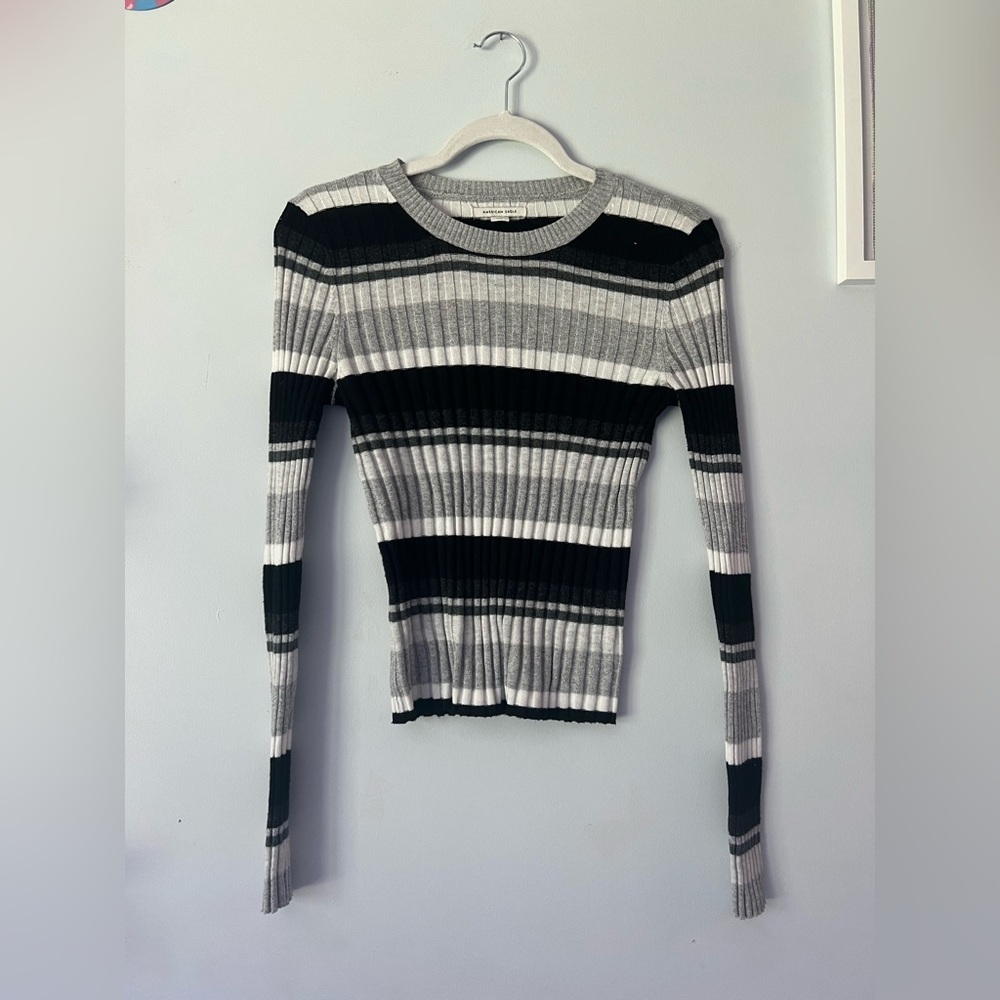 American Eagle Outfitters Gray Ribbed Long sleeve